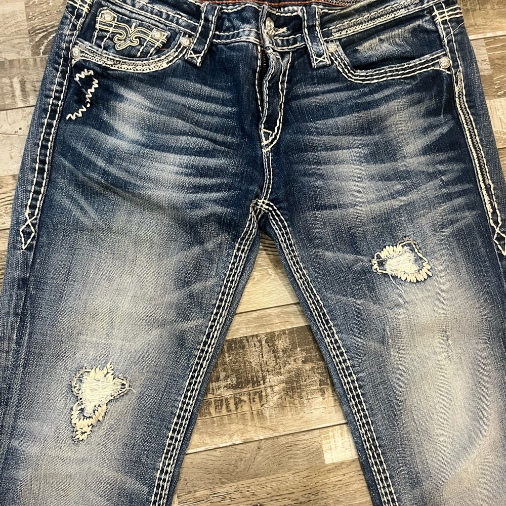 Women’s rock revival Kai capri